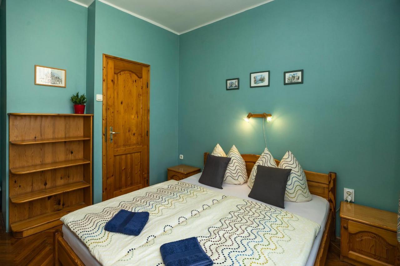 에게르 Cecey Vendeghaz B&B 외부 사진