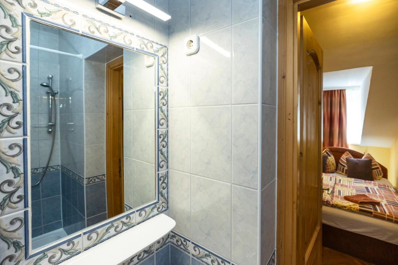 에게르 Cecey Vendeghaz B&B 외부 사진